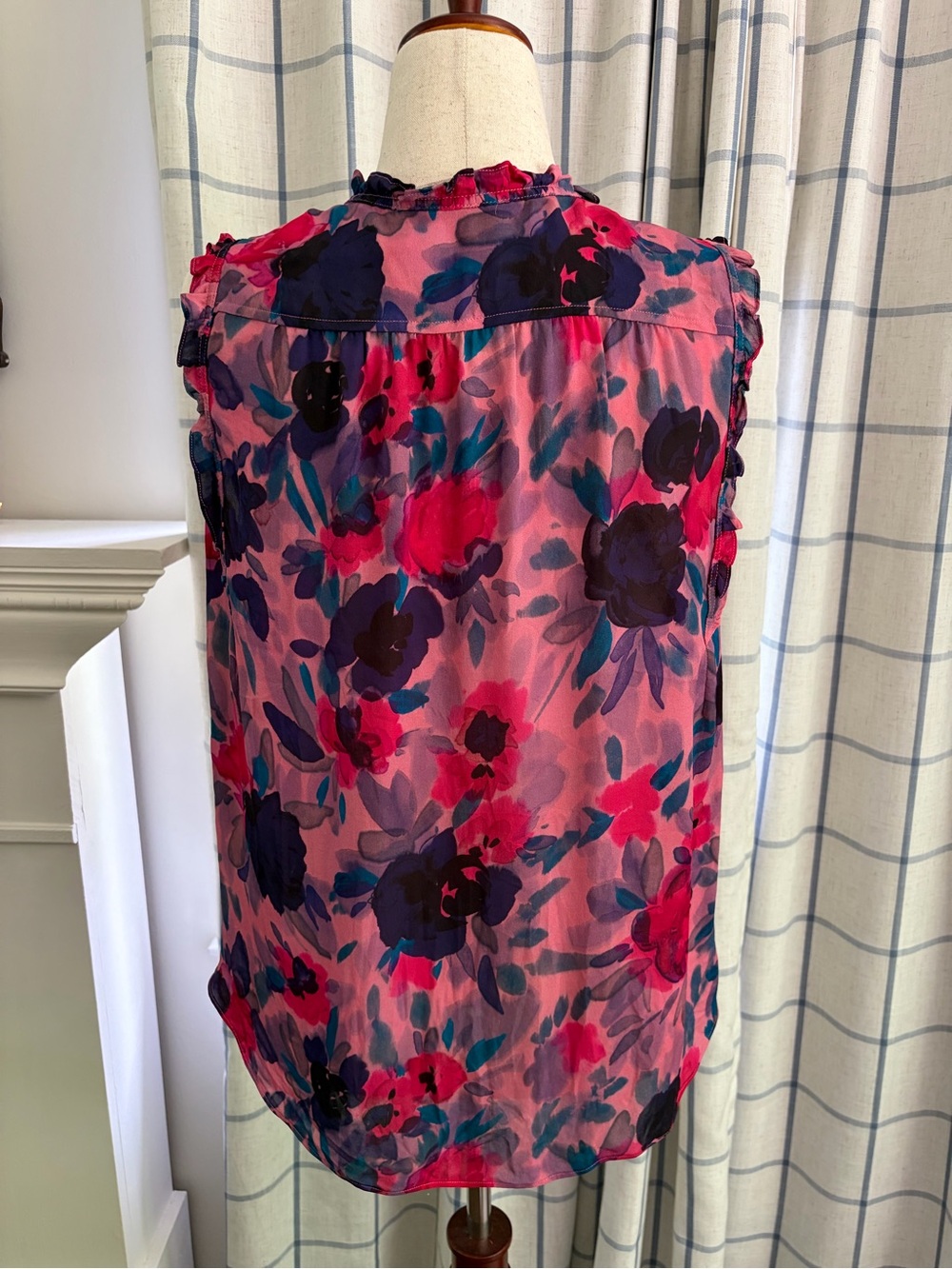 Go Silk Washable Floral Ruffle Snap Front Lightweight Sleeveless Tank Top - Picture 4 of 12